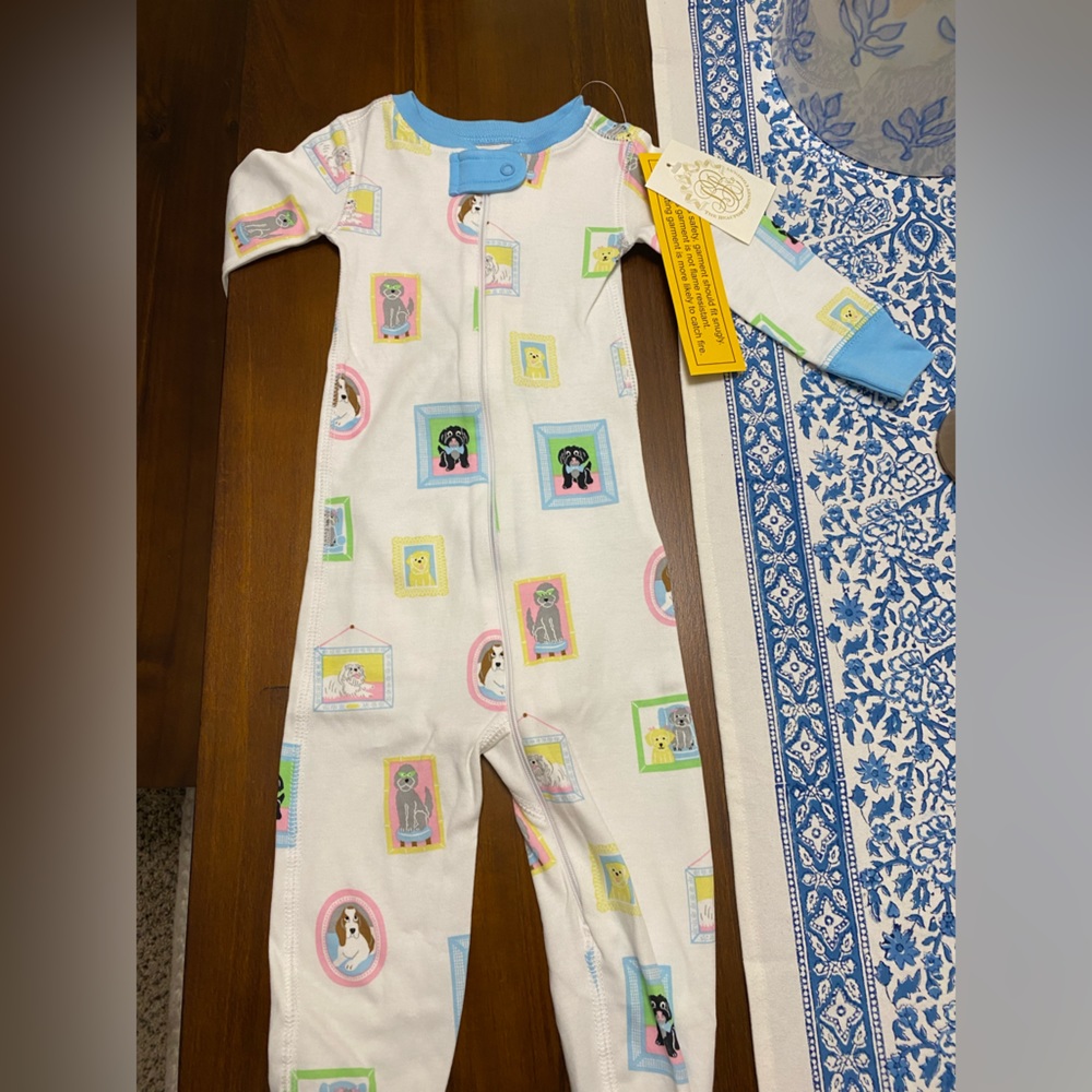 NWT - The Beaufort Bonnet Company - Puppy Knox’s night night 12-18m